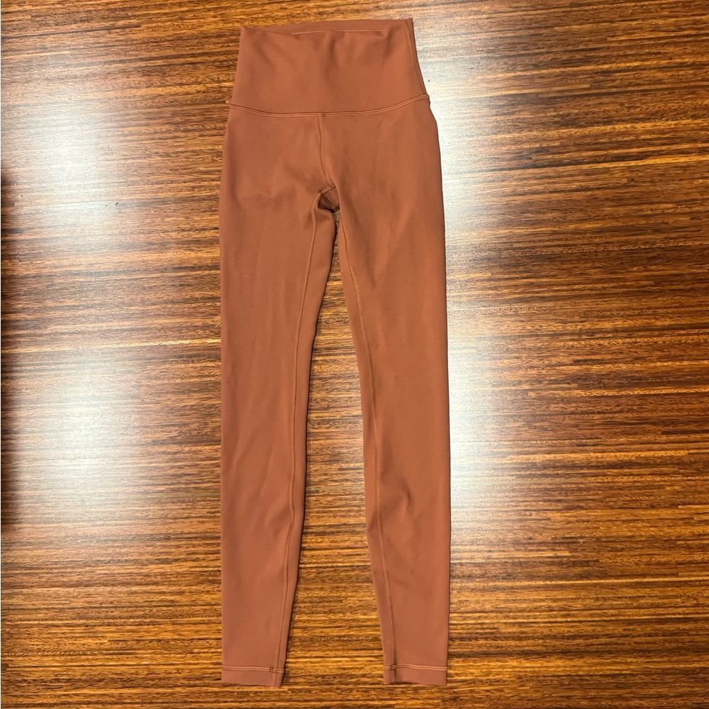 Lululemon Wunder Train High-Rise
Tight 28" Dark Terracotta size 2 EUC
